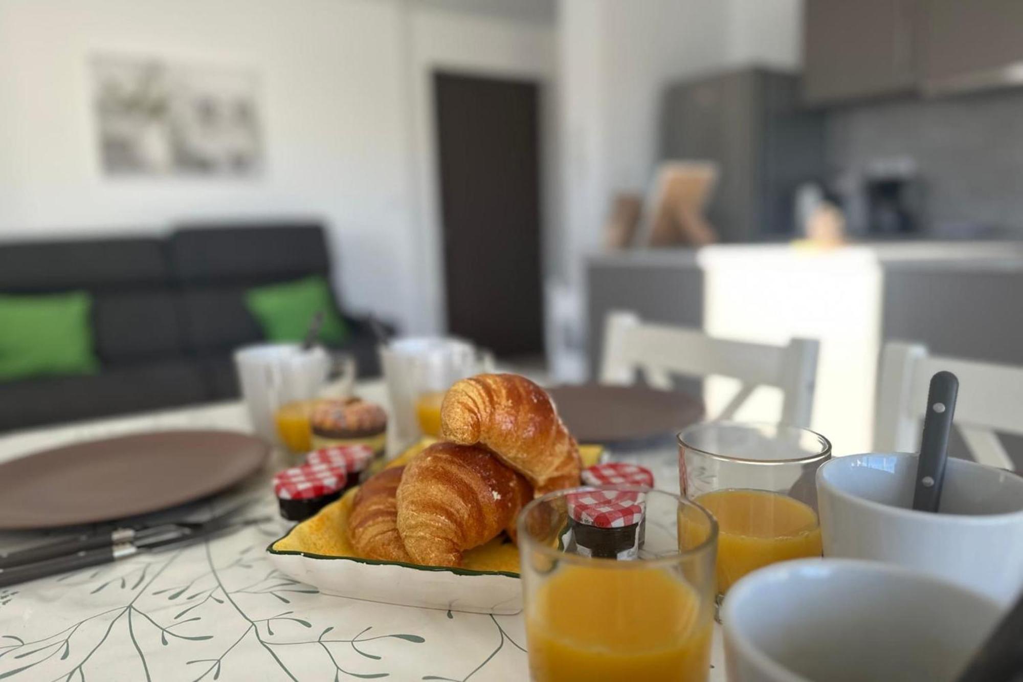 La Roseliere Appartement 2 Chambres 6 Couchages A 400 M De La Plage Ле-Гро-дю-Руа Экстерьер фото